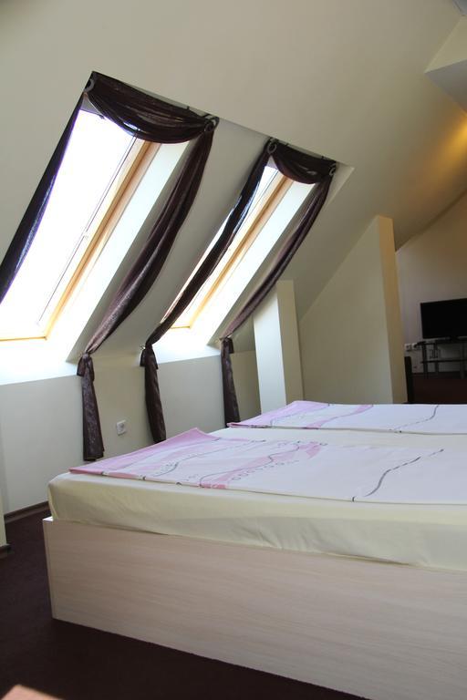 Hotel - Restaurant Chairite Sofia Extérieur photo